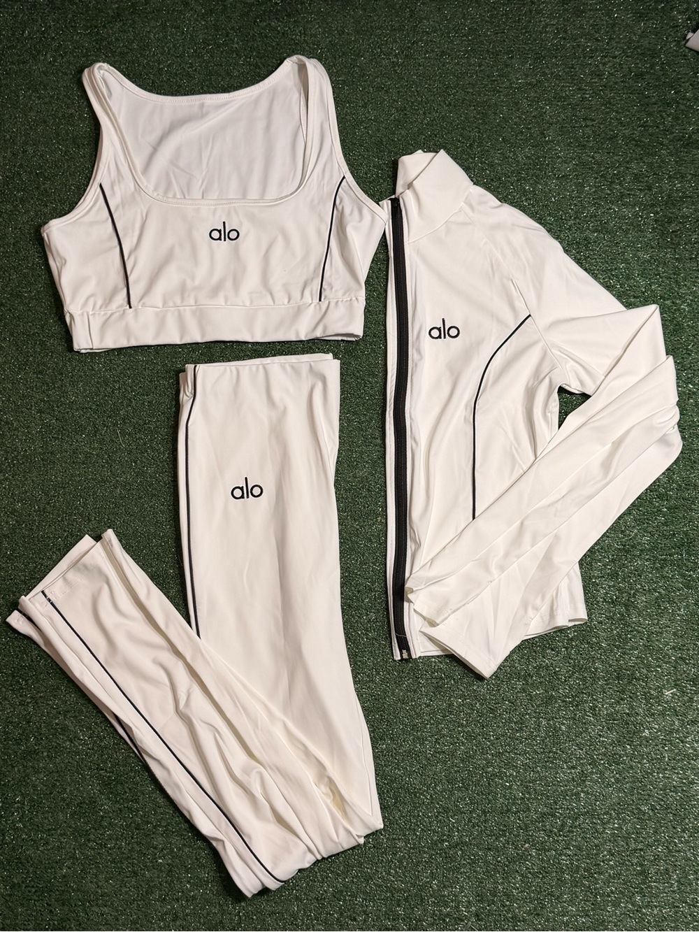 ALO Yoga White 3-Piece Active Set — Sports Bra, Leggings & Zip Jacket
